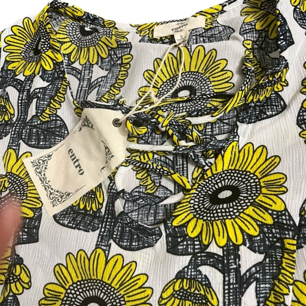Entro Sunflower Print Lace Up Peplum Top Blouse Bell Sleeve Womens Size S - Picture 3 of 6